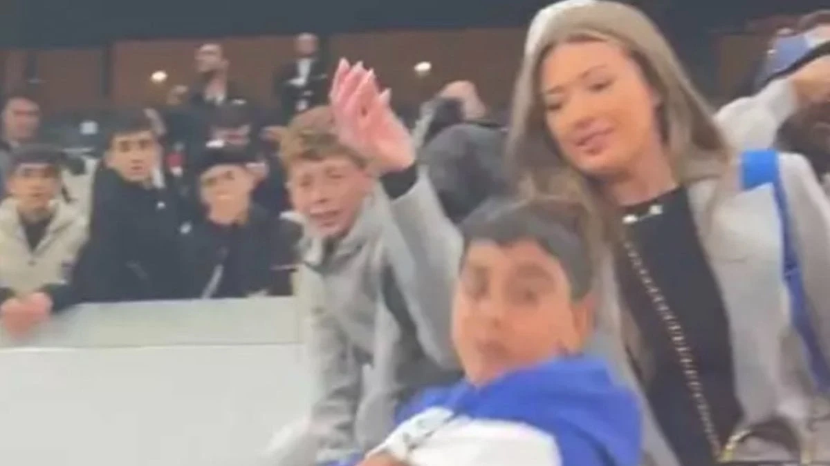 Milot Rashica'ya forma sürprizi: Eşine attı, küçük taraftar kaptı