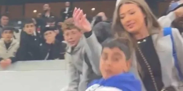 Milot Rashica'ya forma sürprizi: Eşine attı, küçük taraftar kaptı