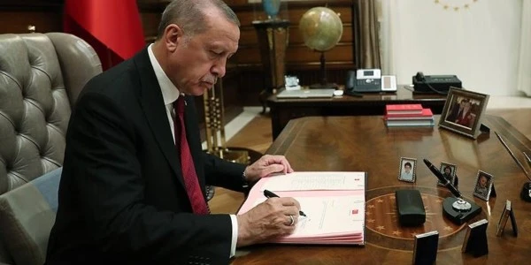 Milli Eğitim Bakan Yardımcısı Nazif Yılmaz görevden alındı