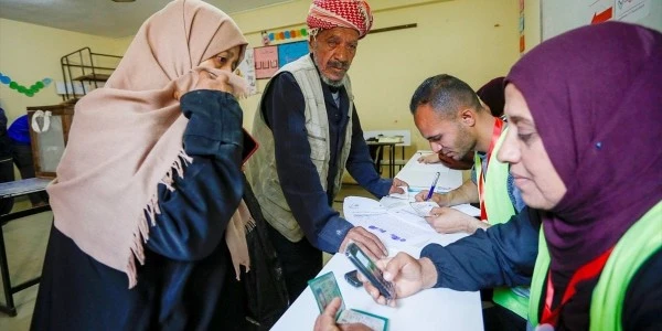 Gazze saldırılarının ardından ilk kez: Filistin'de seçim heyecanı