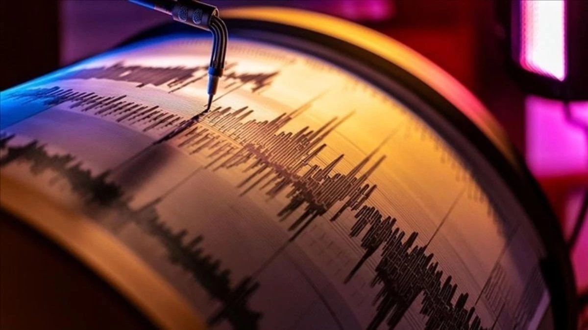 Bingöl Yedisu'da saat 08.01'de 4.4 büyüklüğünde deprem kaydedildi