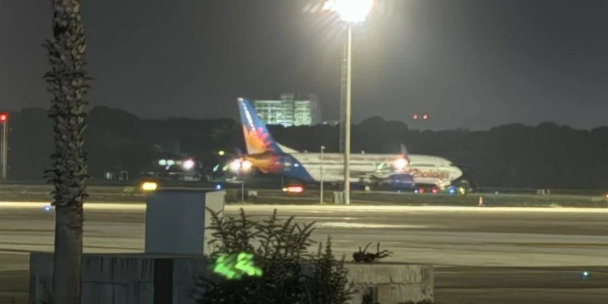 Antalya'da pilotun rahatsızlanması nedeniyle Jet2 uçağı acil iniş yaptı