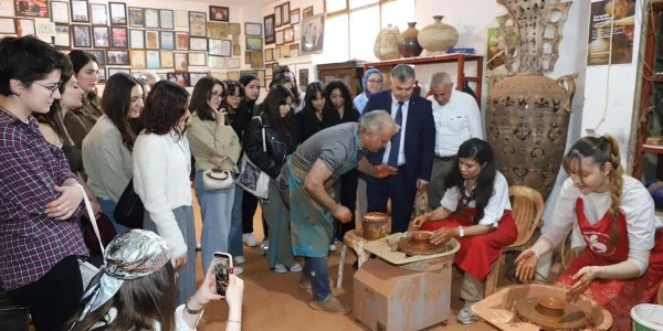 Geleceğin mimar ve restorasyon uzmanları Menemen'de deneyim kazandı