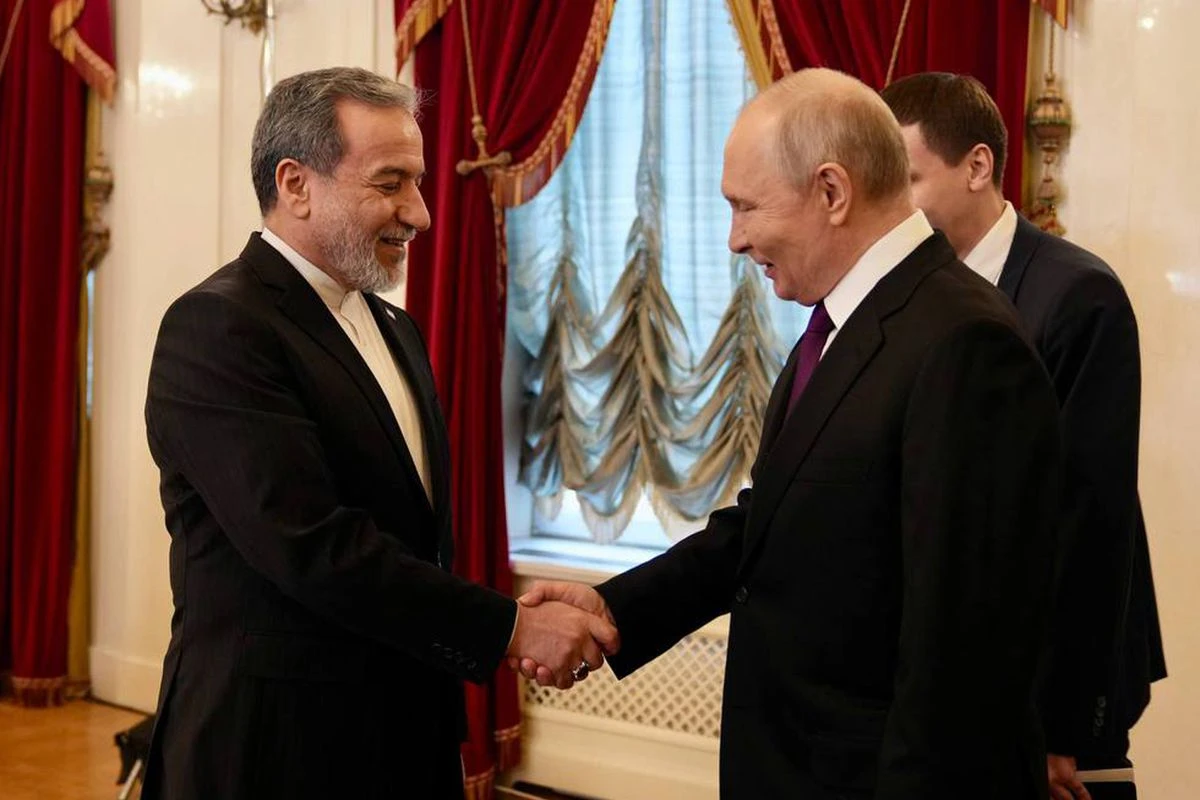 Putin: Rusya, İran ve Bölge Ülkelerinin Çıkarlarını Koruyacak