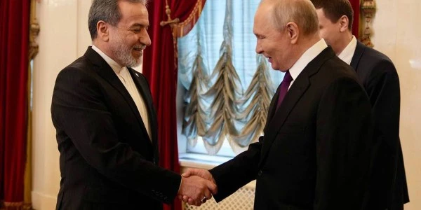 Putin: Rusya, İran ve Bölge Ülkelerinin Çıkarlarını Koruyacak