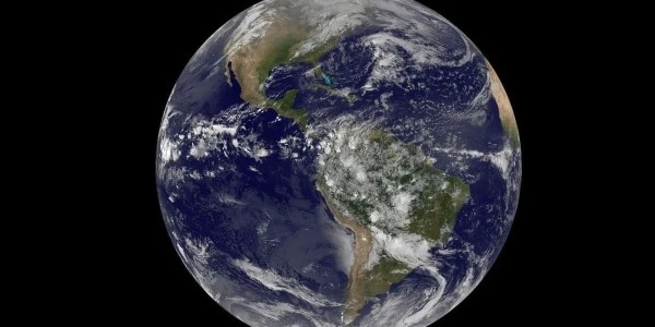 Bilim insanları uyardı: Alçak Dünya yörüngesinde ani çöküş riski