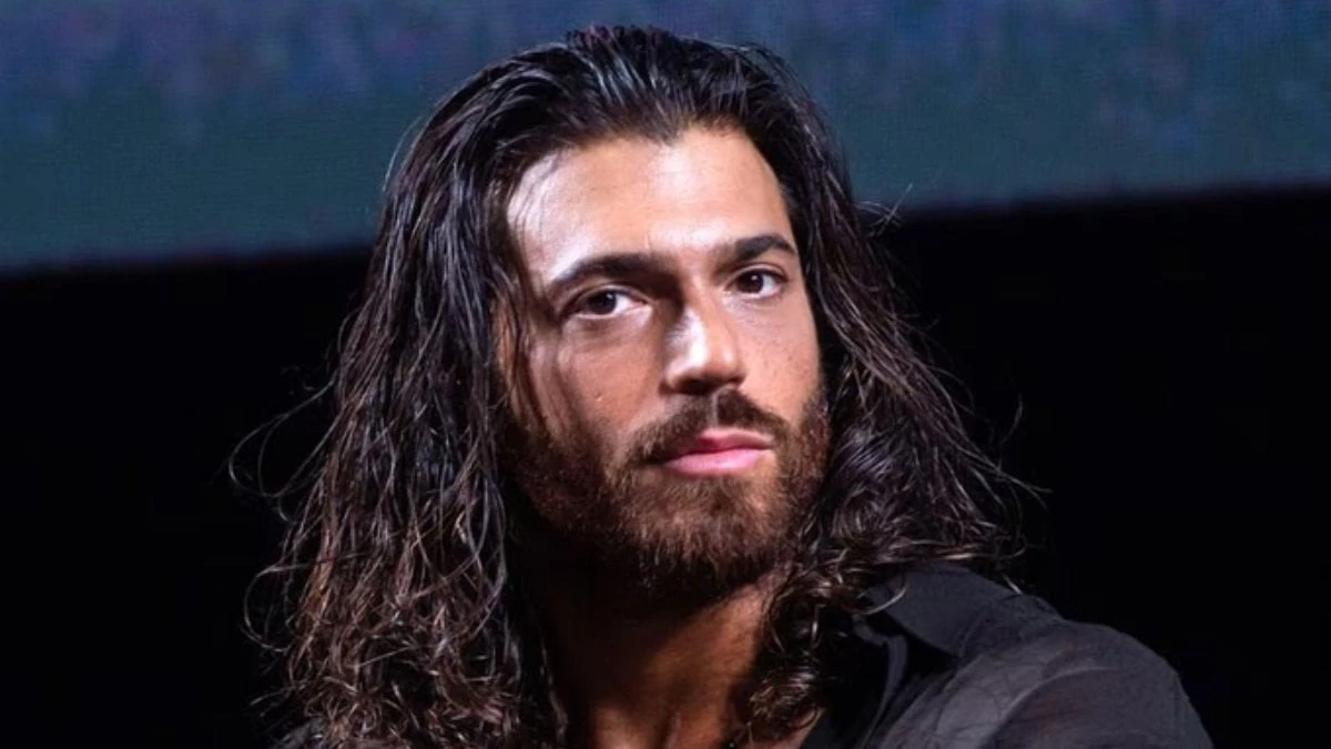 Can Yaman imajını değiştirdi: Sakalsız hali sosyal medyayı böldü