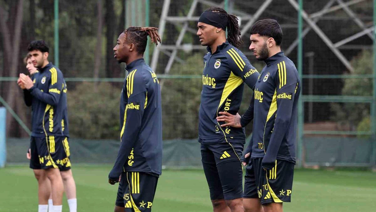 Fenerbahçe, Galatasaray Derbisinin Hazırlıklarına Başladı