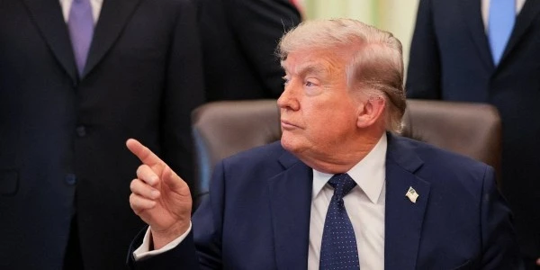 Trump: İran’daki Karmaşa Nedeniyle Ateşkesi Uzattım