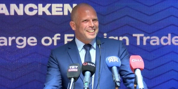 Belçika Savunma Bakanı Francken’den Türk savunma sanayine övgü