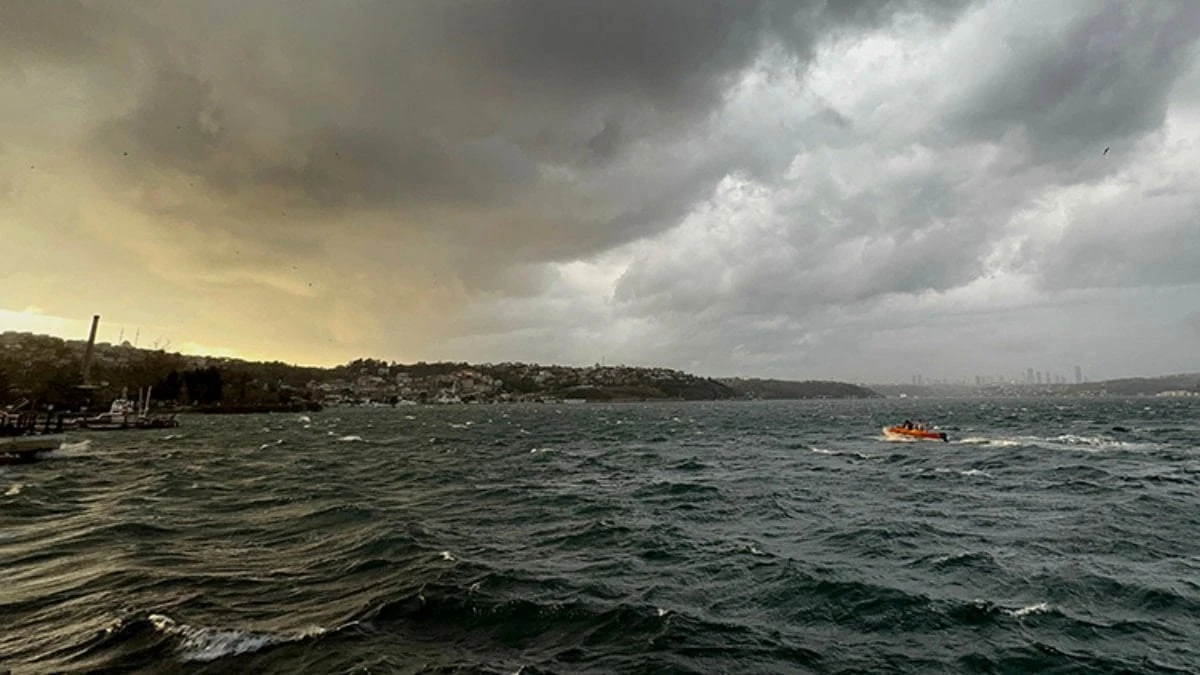 İstanbul'da hafta sonu yağışlı hava bekleniyor: Cuma güneş, sonrası yağmur