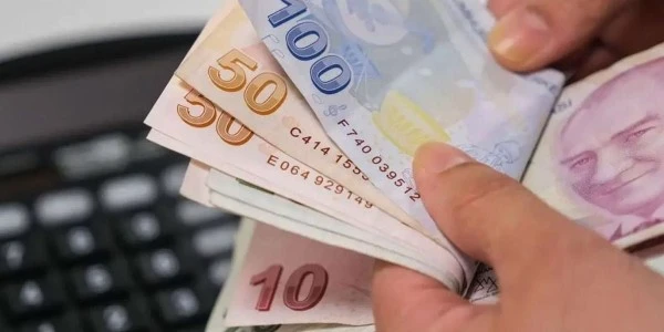Enflasyon tahmini yükseldi: Emekli ve memura beklenen zam oranları