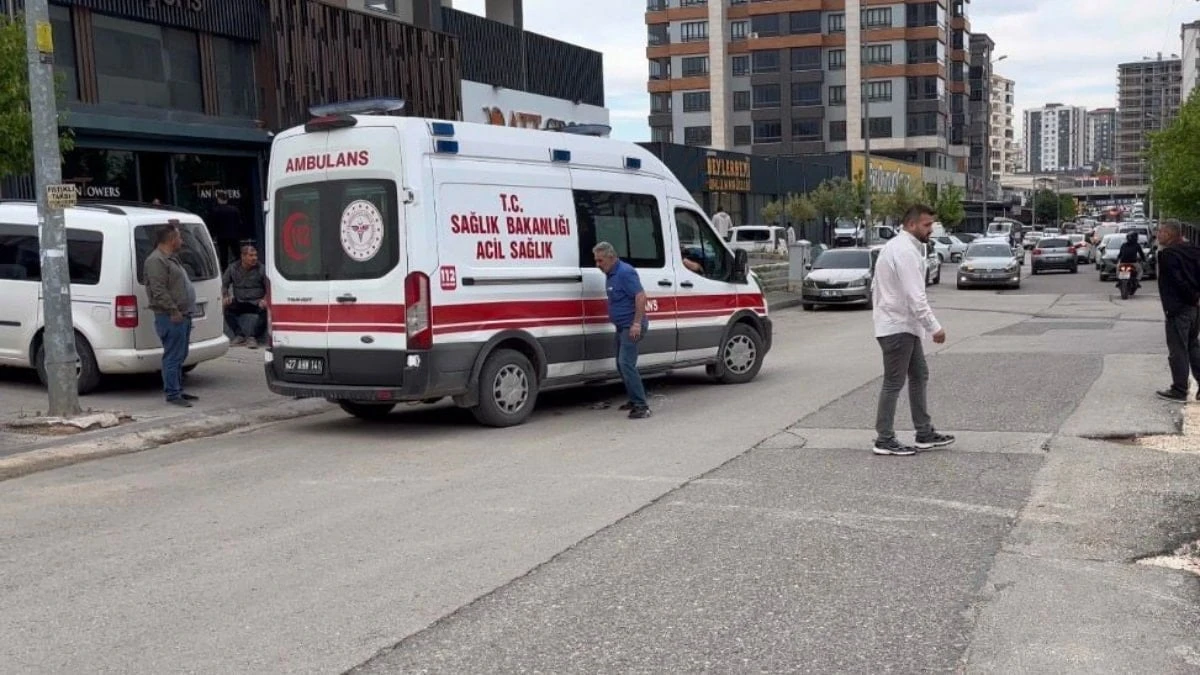 Gaziantep'te cam silerken 8. kattan düşen 23 yaşındaki kız öldü