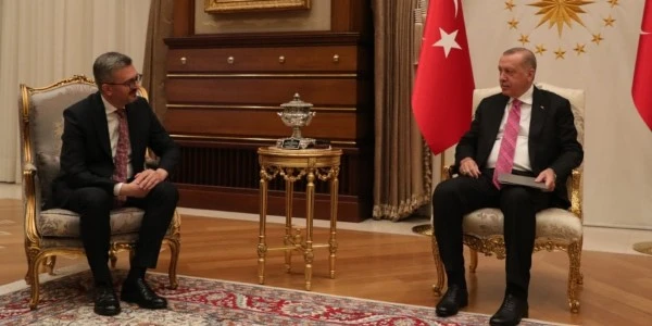 Burhanettin Duran'dan 'İyi ki Erdoğan' paylaşımı: Vizyon ve bağlılık