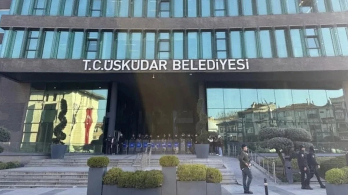 Üsküdar Belediyesi'ne yolsuzluk operasyonunda 7 kişi tutuklandı