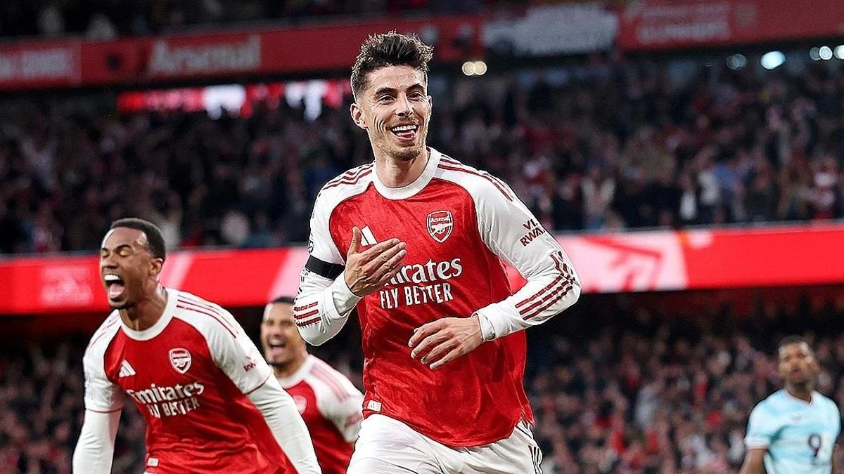 Arsenal, Emirates'te Burnley'i 1-0 yenip şampiyonluğa bir adım kaldı