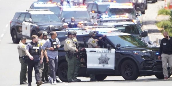 San Diego'da camiye saldırı: 3 ölü, çok sayıda yaralı; saldırganlar intihar etti
