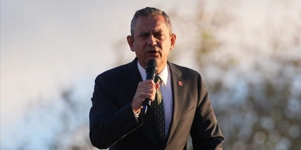 Özgür Özel: 19 Mayıs’ta "Cumhuriyet ateşi sönmez" dedi