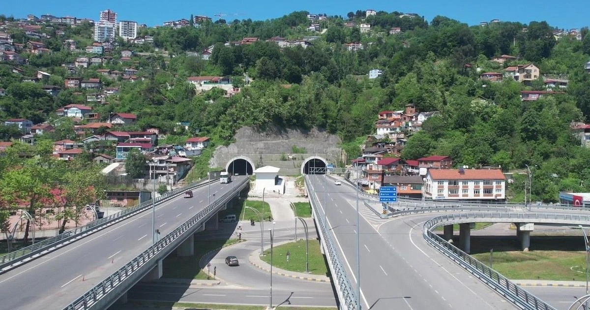 Zonguldak çevre yolunda 26,4 milyar TL'lik sözleşme imzalandı