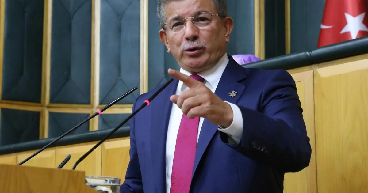 Davutoğlu: Mutlak butlan kararı siyaseti dizayn etme çabasıdır