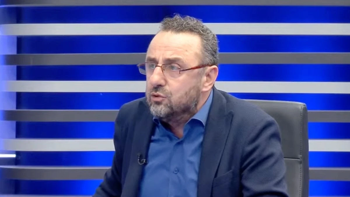 Halk TV canlı yayınında İbrahim Kahveci'den darbe iması
