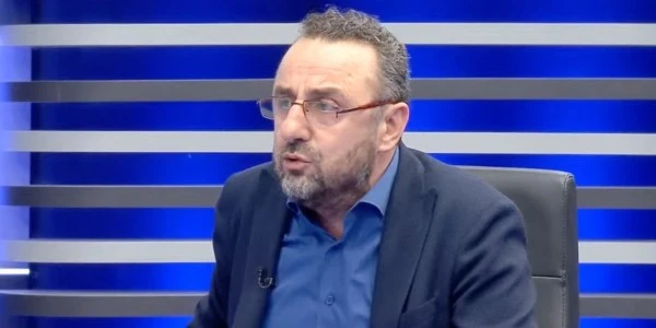 Halk TV canlı yayınında İbrahim Kahveci'den darbe iması
