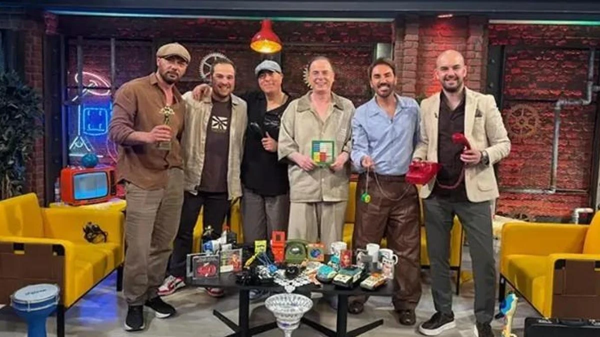 Birkaç İyi Adam 30 yıl sonra A Milli Takım için marş yazdı