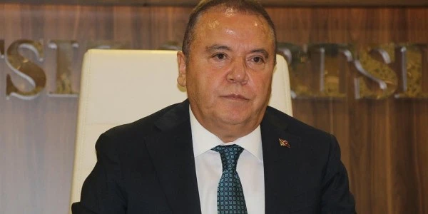 Muhittin Böcek hakkında ALDAŞ dosyasında ev hapsi kararı verildi