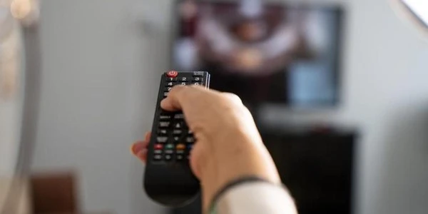 23 Mayıs Cumartesi TV yayın akışı: Bugün hangi programlar var?