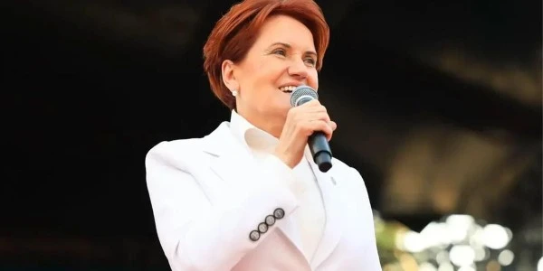 Meral Akşener evinde ilk kez görüntülendi: Doğal imajı dikkat çekti