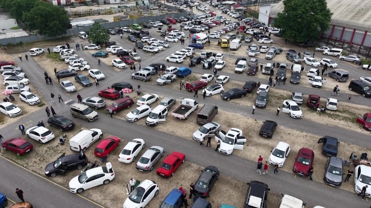 Kurban Bayramı öncesi Bursa oto pazarında ikinci el satışları canlandı