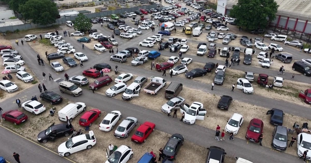 Kurban Bayramı öncesi Bursa oto pazarında ikinci el satışları canlandı