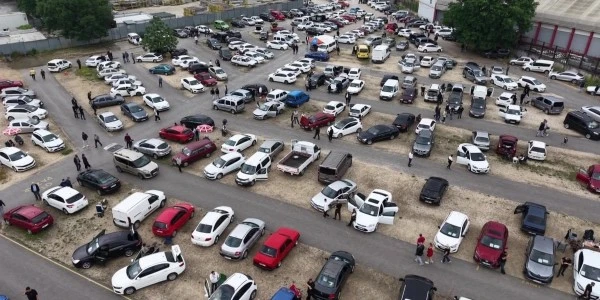 Kurban Bayramı öncesi Bursa oto pazarında ikinci el satışları canlandı
