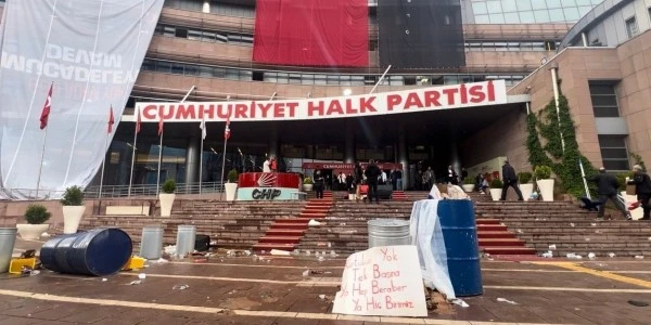 CHP Genel Merkezi tahliye sonrası: Son hali görüntülendi