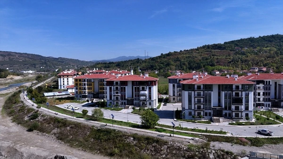 Murat Kurum: Zonguldak'taki TOKİ konutlarında ev sahipleri mutlu