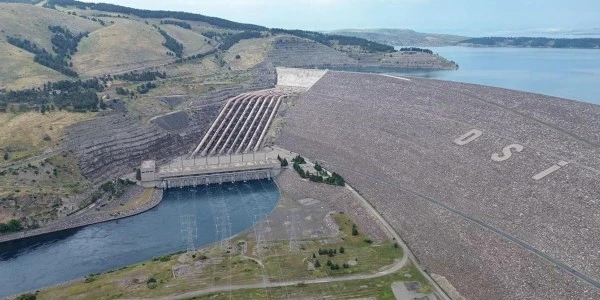 Yağışlar barajları doldurdu, elektrik üretiminde aylık rekor kırıldı