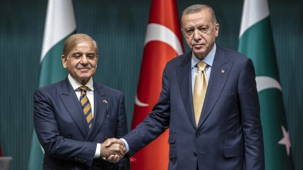 Erdoğan ve Şahbaz Şerif telefonda görüştü: İlişkiler ve barış