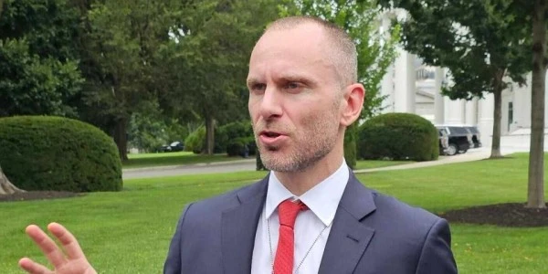 Yatırımcılar yeniden dolara dönüyor: USDT ve USDC öne çıktı