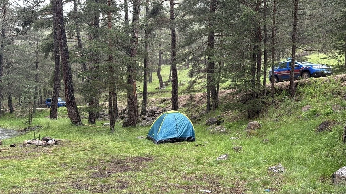 Bolu'da ormanlık alana yıldırım düştü: 3 kişi yaralandı