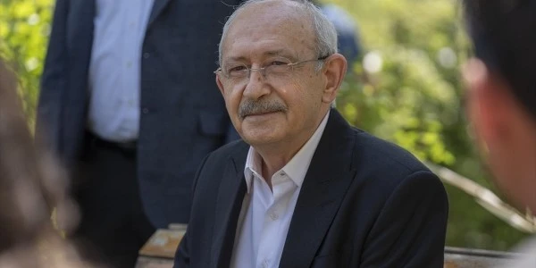 Kemal Kılıçdaroğlu için 'Kahraman Kemal' afişleri hazırlandı