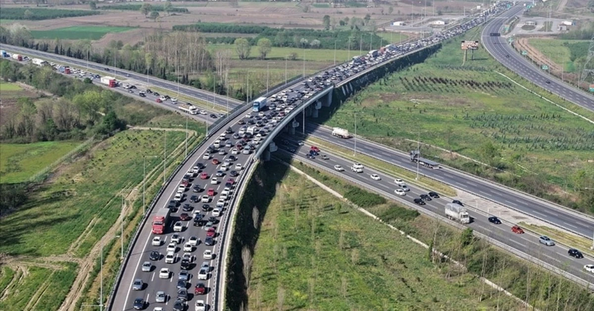 Bolu'da Kurban Bayramı dönüşü ağır tonajlı araçlara kısıtlama