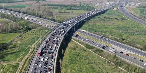 Bolu'da Kurban Bayramı dönüşü ağır tonajlı araçlara kısıtlama