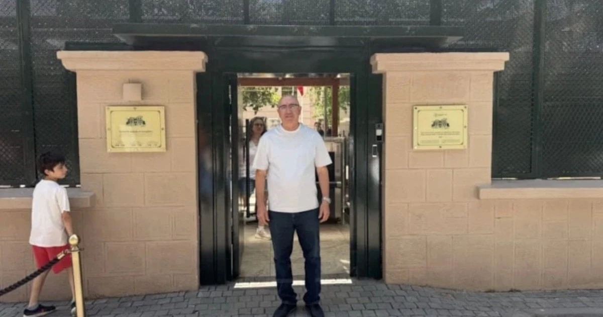 Mahmut Tanal, Yunanistan tatilinin ardından Anıtkabir’e gitti