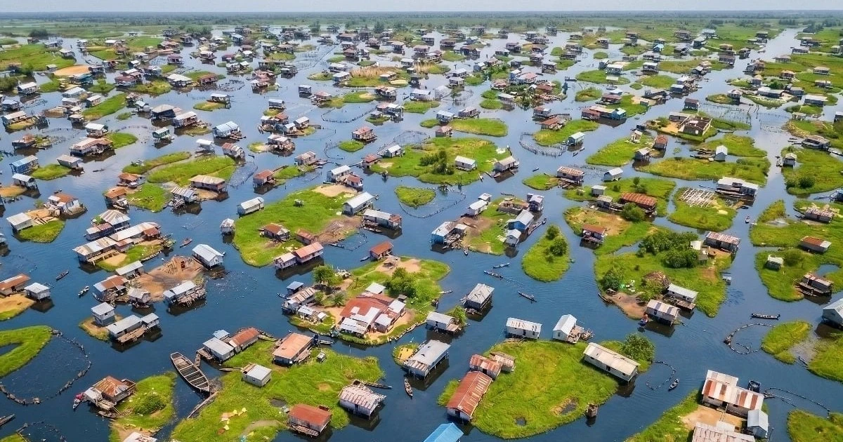 Ganvié: Sokakları sudan, araçları kanodan eşsiz köy