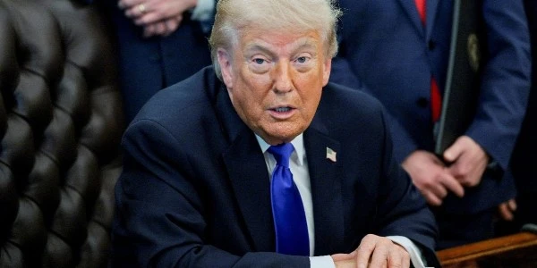 Trump: ABD'de benzin fiyatları 4 doları aştı, savaş bitince düşer