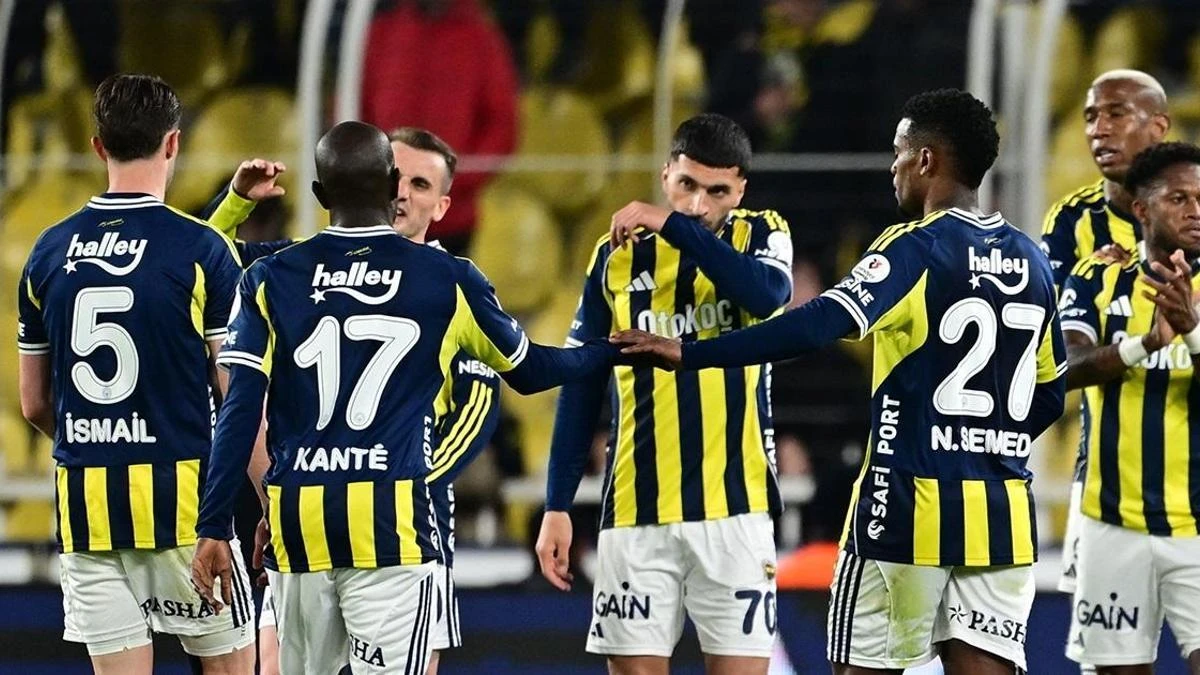 Fenerbahçe 3-1 Başakşehir: Talisca üç golle rakibini yıktı