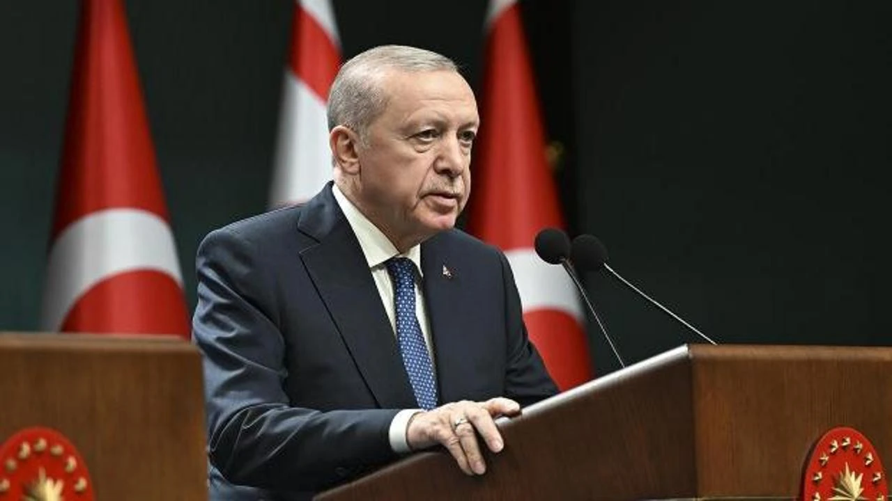 Cumhurbaşkanı Erdoğan'dan Amedspor'a: Süper Lig'e yükselişi için tebrik mesajı.