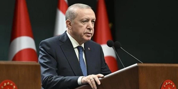 Cumhurbaşkanı Erdoğan'dan Amedspor'a: Süper Lig'e yükselişi için tebrik mesajı.