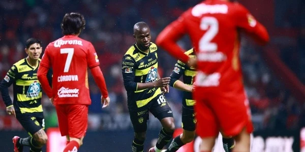 Eski Fenerbahçeli Enner Valencia'dan Pachuca'da muhteşem gol