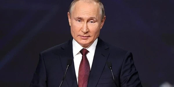 Putin Zafer Günü için 8-9 Mayıs'ta Ukrayna'da ateşkes ilan etti